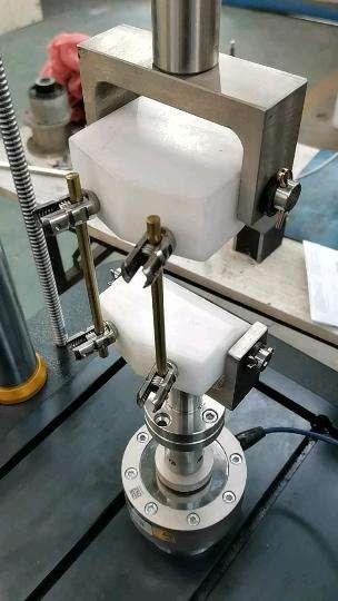 膝關(guān)節(jié)脛骨托生物力學壓縮疲勞試驗機產(chǎn)品介紹