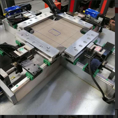 1695697828323817.png 雙軸雙向拉伸試驗機 醫學多方向50KN1.png